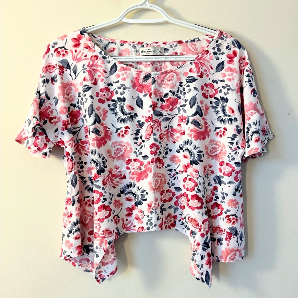 Abercrombie & Fitch Pink & Blue Ruffled Crop Blouse w/Flowy Drape Design.